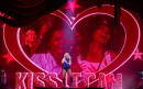 In photos: Reneé Rapp brings bite and vulnerability to Chicago's Allstate Arena